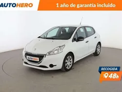 Blanco Usado 2015 Peugeot 208 Business-Line Utilitario | 7499 € (Un poco caro)
