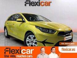Verde Usado 2023 Kia Ceed | 17.790 € (Precio justo)