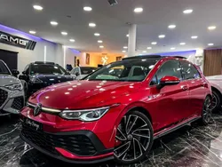 Rojo Usado 2021 VW Golf VIII GTI Utilitario | 39.990 € (Un poco caro)