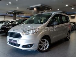 Gris / plata Usado 2015 Ford Tourneo Courier Ambiente Monovolumen | 11.690 € (Precio justo)