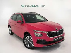 Rojo Usado 2025 Skoda Kamiq SUV | 25.500 € (Precio justo)