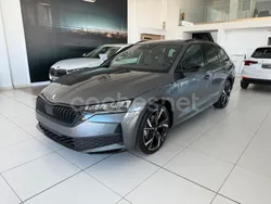Gris / plata Nuevo 2025 Skoda Octavia SportLine Familiar | 38.990 € (Caro)