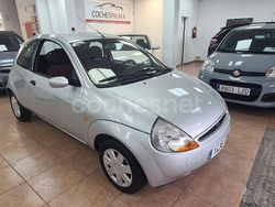 Gris / plata Usado 2005 Ford Ka Collection Berlina | 4990 €