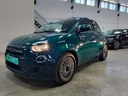 Verde Usado 2022 Fiat 500e Icon Berlina | 27.900 €