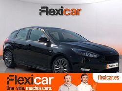 Negro Usado 2017 Ford Focus ST-Line Berlina | 10.970 € (Precio justo)