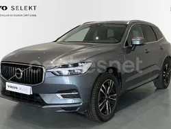 Gris / plata Usado 2020 Volvo XC60 Momentum SUV | 41.800 €