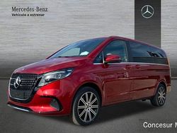 Rojo Usado 2025 Mercedes V250 Avantgarde Monovolumen | 77.800 €