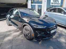 Negro Usado 2022 Ford Mustang Mach-E SUV | 29.990 €