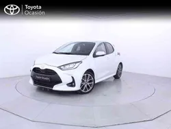 Blanco Usado 2024 Toyota Yaris Hybrid Style Utilitario | 22.150 € (Precio justo)