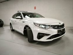 Blanco Usado 2020 Kia Optima Hybrid Berlina | 21.500 €