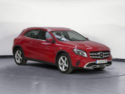 Rojo Usado 2019 Mercedes GLA180 Urban SUV | 20.790 € (Un poco caro)