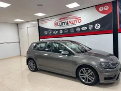 Gris / plata Usado 2014 VW Golf VII Sportline Berlina | 12.900 € (Precio justo)