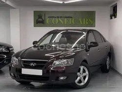 Marrón Usado 2008 Hyundai Sonata Comfort Berlina | 3990 € (Precio justo)
