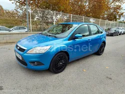 Azul Usado 2011 Ford Focus Trend Berlina | 5400 € (Precio justo)