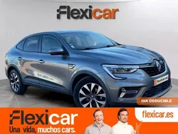 Gris / plata Usado 2023 Renault Arkana Evolution SUV | 20.390 € (Super precio)