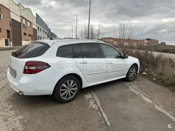 Blanco Usado 2011 Renault Laguna III Familiar | 5599 € (Precio justo)