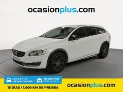 Blanco Usado 2015 Volvo V60 CC Kinetic Familiar | 15.250 € (Precio justo)