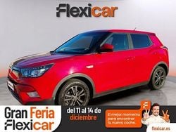 Rojo Usado 2017 Ssangyong (KGM) Tivoli SUV | 9990 € (Precio justo)