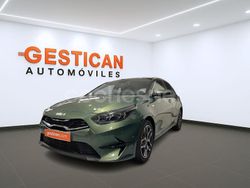 Verde Usado 2022 Kia Ceed Berlina | 14.990 € (Precio justo)