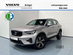 Gris Nuevo 2025 Volvo XC40 Core SUV | 38.999 € (Precio justo)