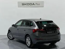Gris / plateado Usado 2024 Skoda Scala Ambition Utilitario | 18.490 € (Precio justo)