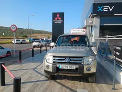 Beige Usado 2009 Mitsubishi Montero Intense SUV | 15.490 € (Precio justo)