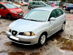 Gris / plata Usado 2005 Seat Ibiza Reference Berlina | 4990 € (Precio justo)