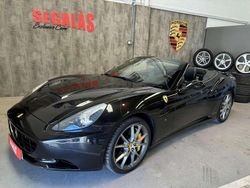 Negro Usado 2011 Ferrari California Coupe | 109.000 € (Un poco caro)