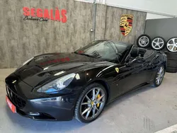 Negro Usado 2011 Ferrari California Coupe | 109.000 € (Caro)