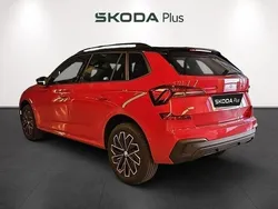 Rojo Nuevo 2024 Skoda Kamiq SUV | 22.990 € (Precio justo)