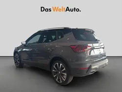 Gris Usado 2025 Seat Arona FR SUV | 21.900 € (Un poco caro)