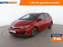 Rojo Usado 2016 Toyota Auris Hybrid Berlina | 14.899 € (Precio justo)