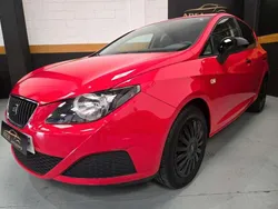 Rojo Usado 2009 Seat Ibiza Reference Utilitario | 6995 € (Un poco caro)