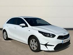 Usado 2023 Kia Ceed | 15.299 € (Buen precio)