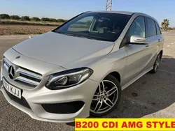 Plateado Usado 2018 Mercedes B200 Monovolumen | 17.995 € (Precio justo)