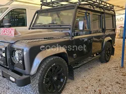 Negro Usado 2015 Land Rover Defender SE SUV | 85.000 €