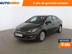 Gris Usado 2014 Opel Astra Excellence Berlina | 11.099 € (Precio justo)