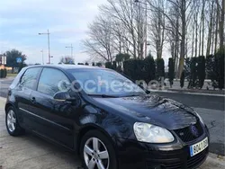 Negro Usado 2005 VW Golf IV Highline Berlina | 5100 € (Buen precio)