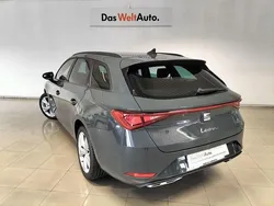 Azul Nuevo 2025 Seat Leon ST FR Familiar | 32.900 €