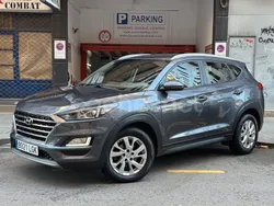 Gris / plata Usado 2020 Hyundai Tucson SUV | 15.495 € (Precio justo)