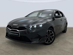 Gris Usado 2024 Kia Ceed Edition 7 Berlina | 20.995 € (Buen precio)