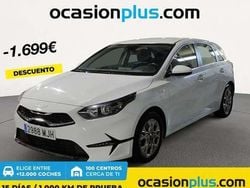 Blanco Usado 2023 Kia Ceed Utilitario | 15.264 € (Buen precio)