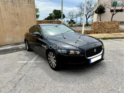Etiqueta c (verde) Usado 2017 Jaguar XE Prestige Berlina | 18.000 € (Un poco caro)