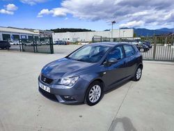 Gris Usado 2015 Seat Ibiza Reference Utilitario | 9990 € (Precio justo)