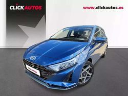 Azul Usado 2025 Hyundai i20 Utilitario | 21.050 € (Un poco caro)