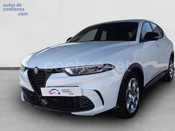 Blanco Usado 2024 Alfa Romeo Tonale Sprint SUV | 27.990 € (Precio justo)