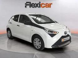 Blanco Usado 2021 Toyota Aygo X-cite Utilitario | 9290 € (Super precio)