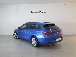 Azul Usado 2024 Seat Leon ST FR Familiar | 26.500 € (Precio justo)