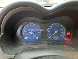 Rojo Usado 2001 Honda HR-V SUV | 5750 €