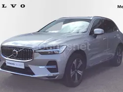 Gris / plata Nuevo 2025 Volvo XC60 Core SUV | 59.900 €